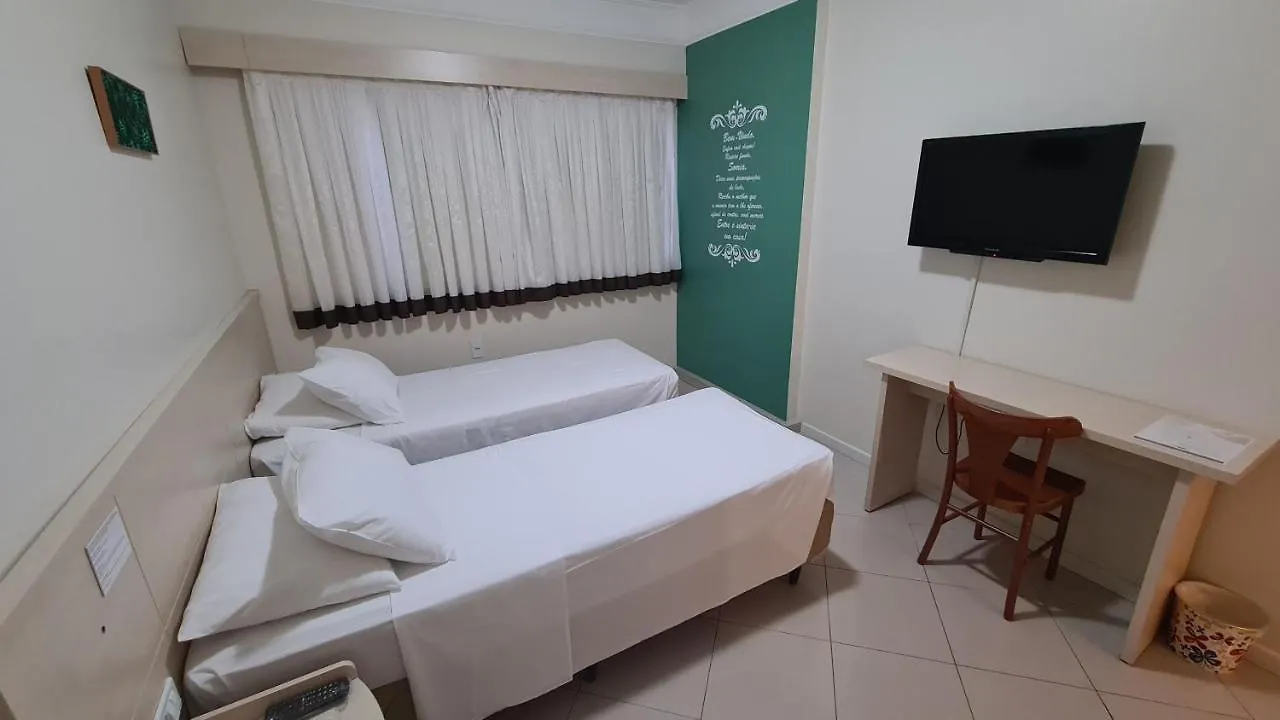 Stay - Quartos, Studios E Apartamentos Por Temporada No Centro De Bc Balneário Camboriú 0*,