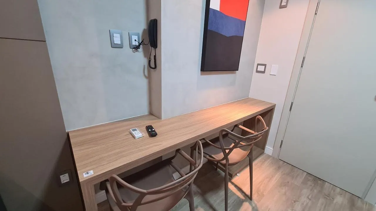 Appartamento Stay - Quartos, Studios E Apartamentos Por Temporada No Centro De Bc Balneário Camboriú