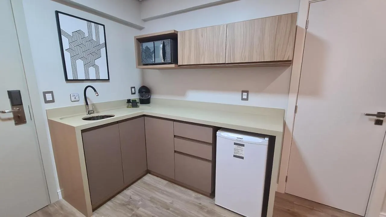 Stay - Quartos, Studios E Apartamentos Por Temporada No Centro De Bc Balneário Camboriú 0*,